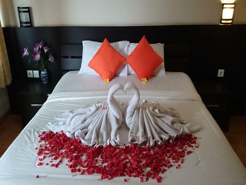 Agus Beach Inn Kuta  Exterior photo